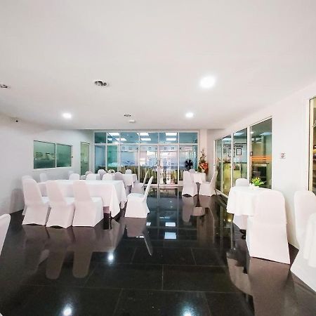 Klean Residence Hotel Bangkok Extérieur photo