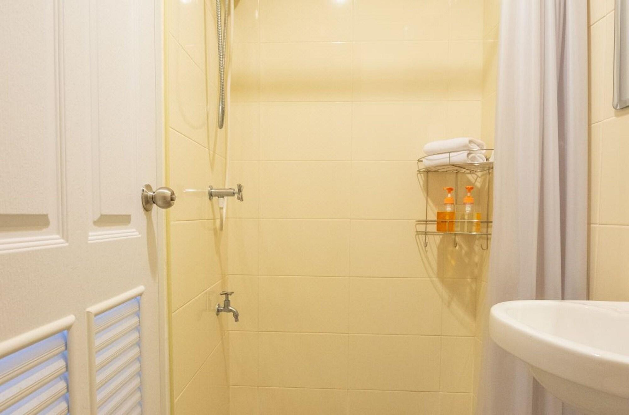 Klean Residence Hotel Bangkok Extérieur photo